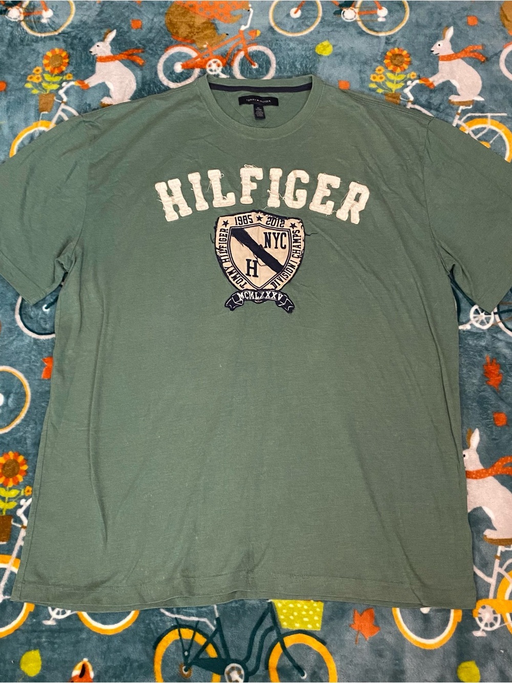 Green/White Tommy Hilfiger Logo T-Shirt Raised NYC Crest/Sleeve Design Mens XXL